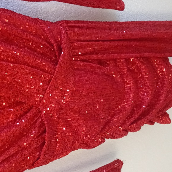 Fashion Nova cocktail dress - Picture 3 of 4